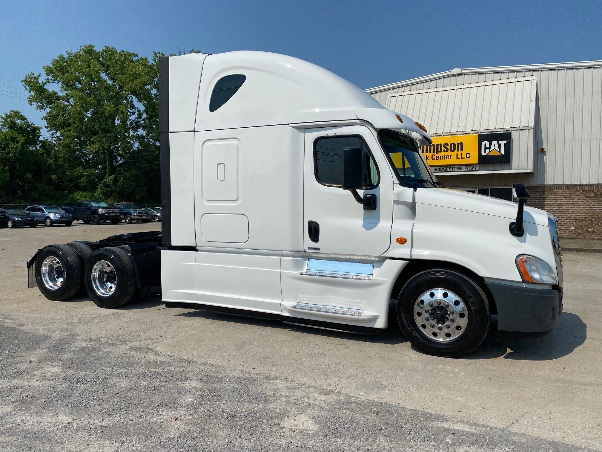 18 Freightliner Cascadia 125 Thompson Machinery